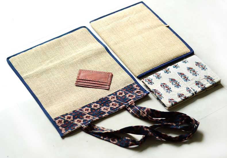 { Pothi Folder -A4 } or { Pothi Folder -A4 + Bag + Wallet } ~ A