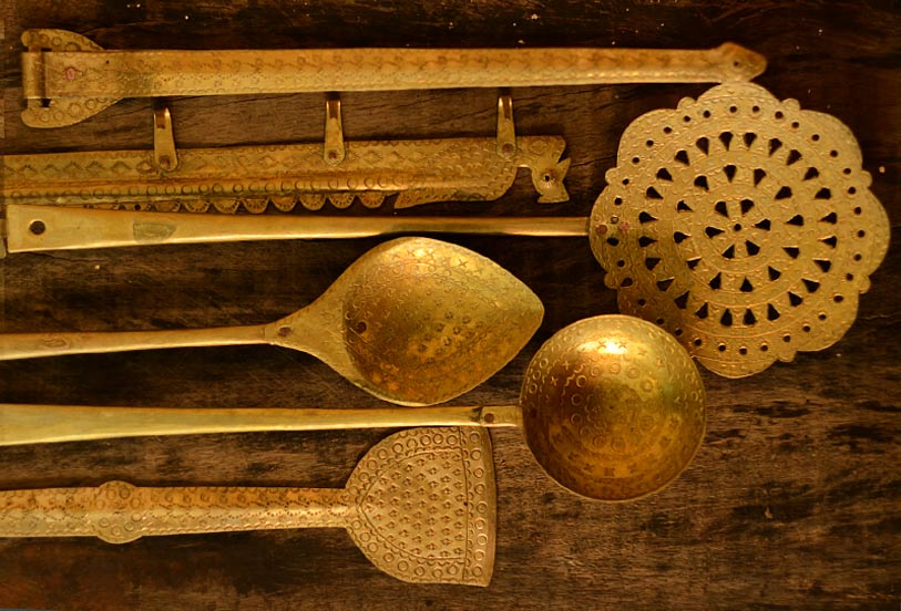 shop handmade kitchen set - pure brass utensils 