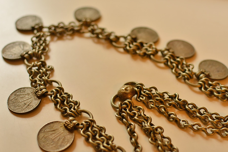 Kanupriya ~ White Metal Vintage Jewelry { 1 }