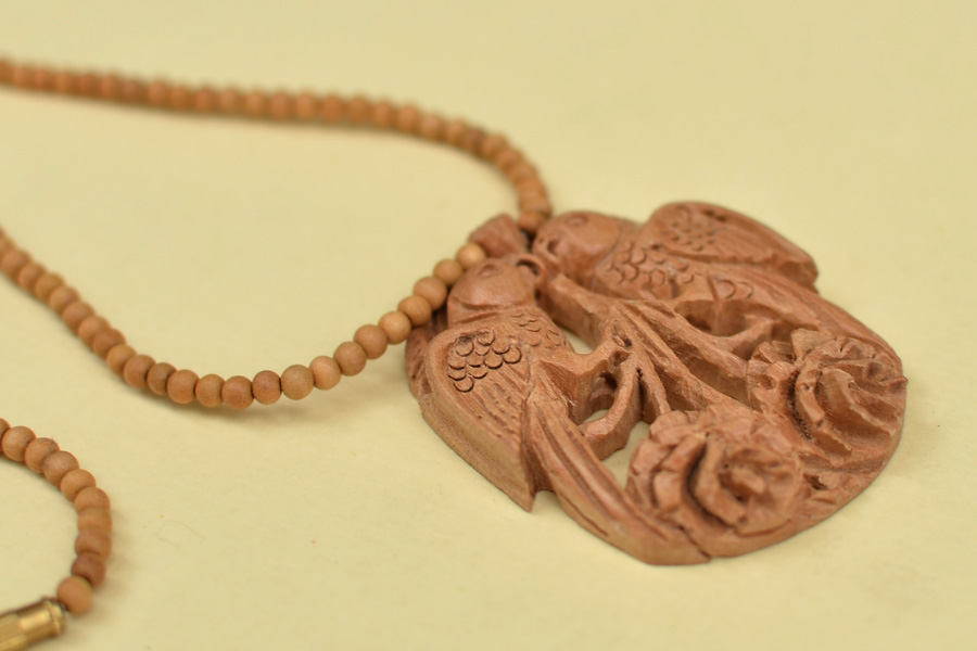 Kadam ♣ Wooden Neckpieces { m }