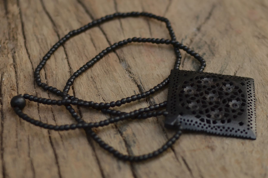 Kadam ☙ Wooden Neckpieces ☙ R