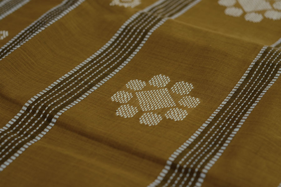 Cotton weaves ~ Ikat Saree { Hina - 6 }