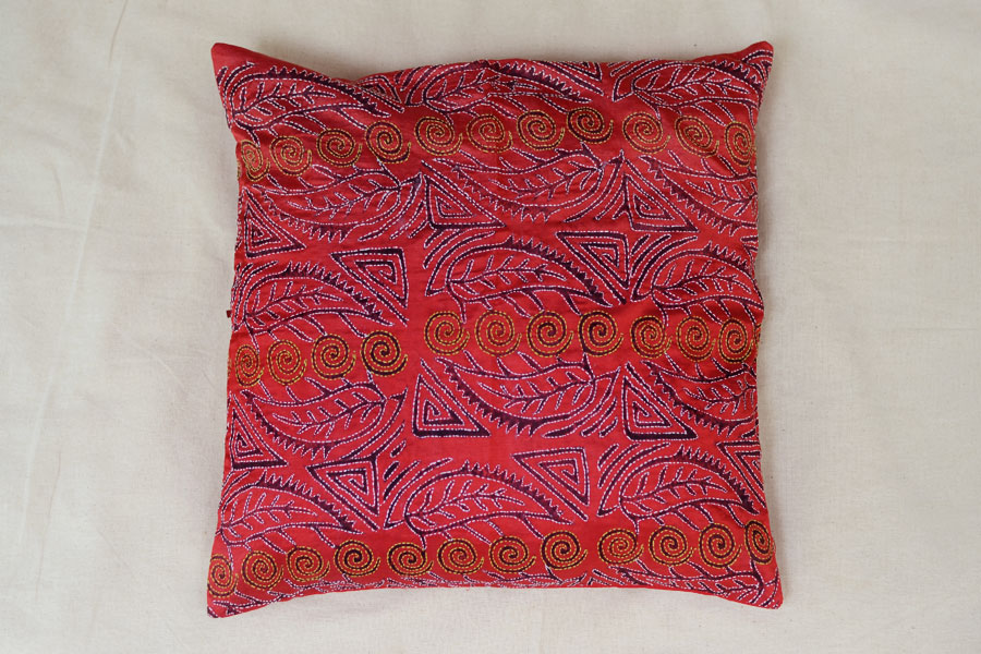 Kantha Cushion Cover - K (16 X 16 inch)