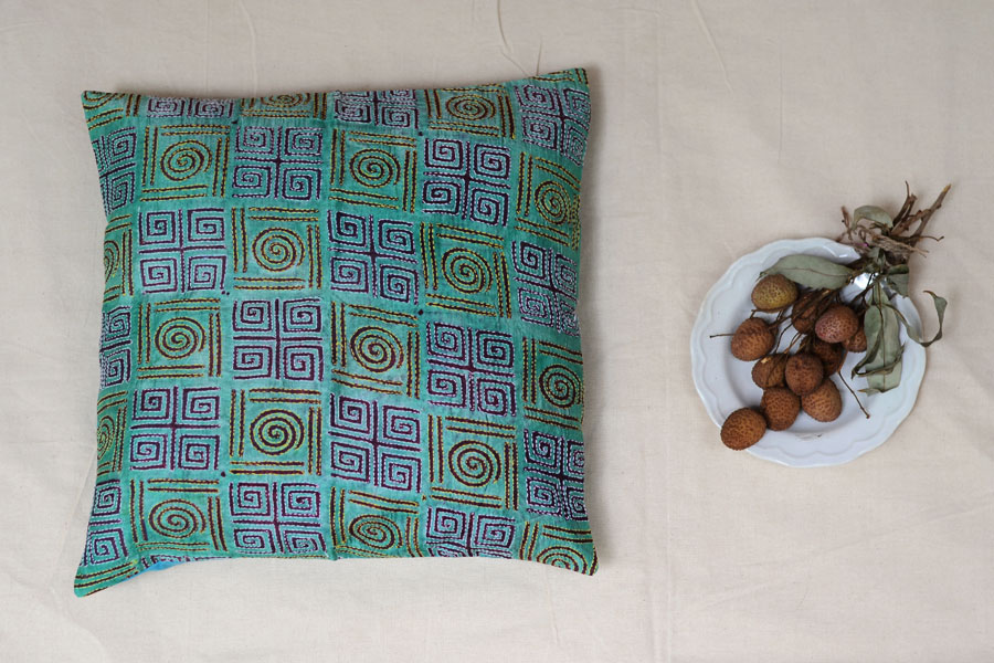 Kantha Cushion Cover - C (16 X 16 inch)