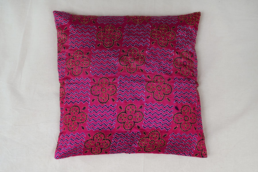 Kantha Cushion Cover - G (16 X 16 inch)