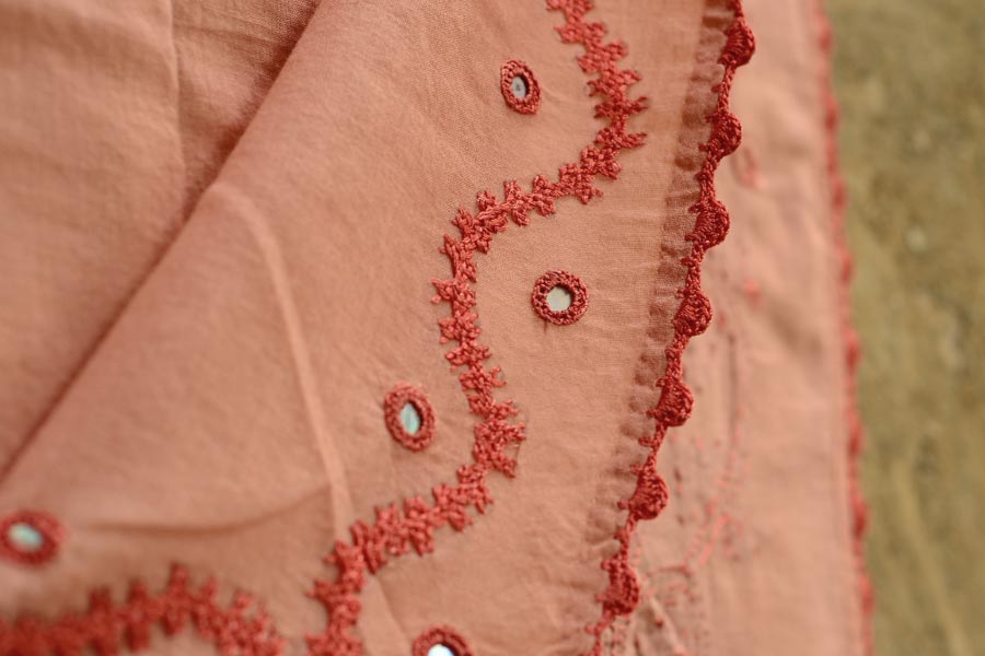 Umda * उम्दा ~ Sindhi Embroidered Stoles |F|