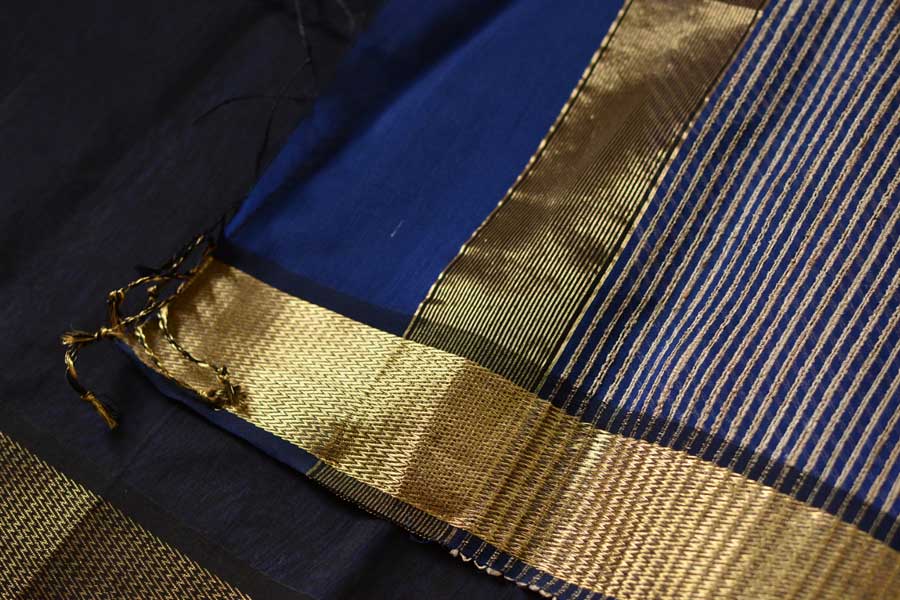 handwoven maheshwari silk blue saree