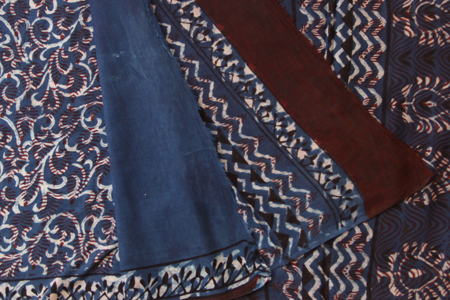 The Indigo Reminiscence...✒ Dabu Cotton Saree ✒9