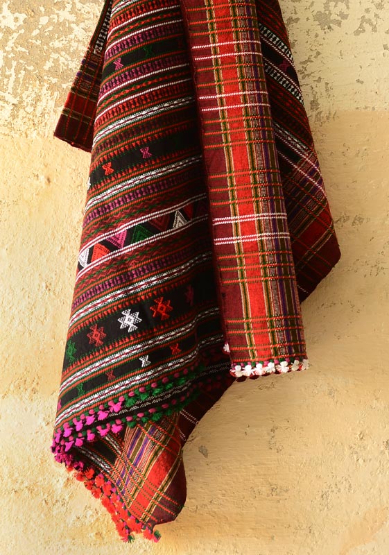 Handwoven woollen Shawl (Black), Kutch