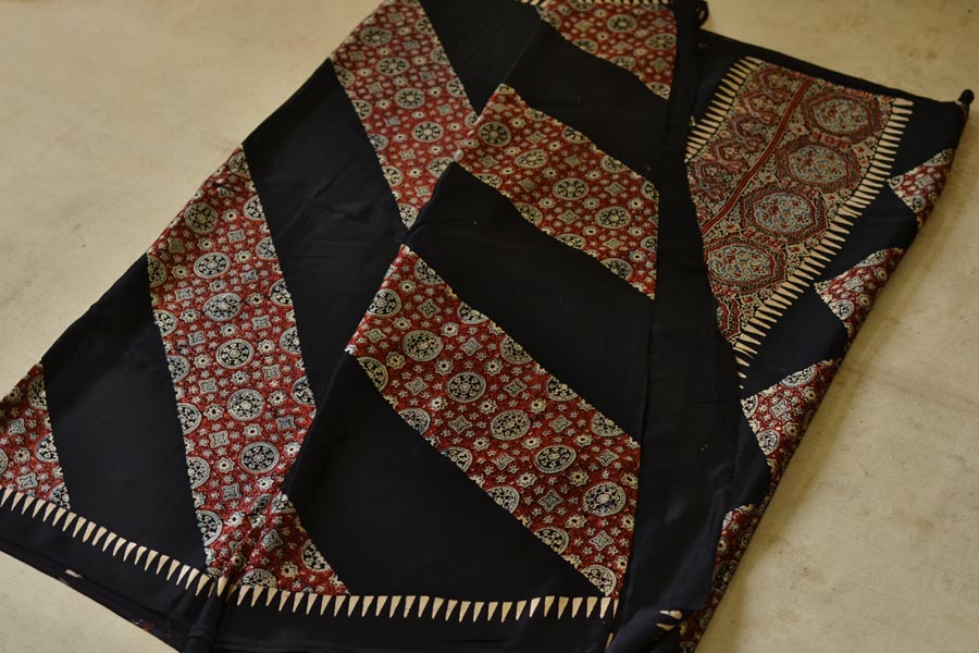 दस्तूर ❂ Gajji Silk . Ajrakh Saree { 10 }